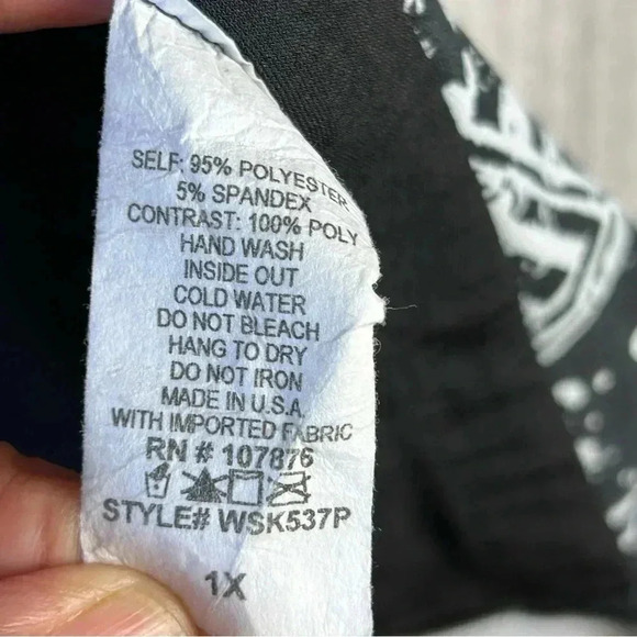 Sun Kim Plus Size 1X Tunic Top Lagenlook Art Side Snap Details Stretchy Black - Picture 4 of 8